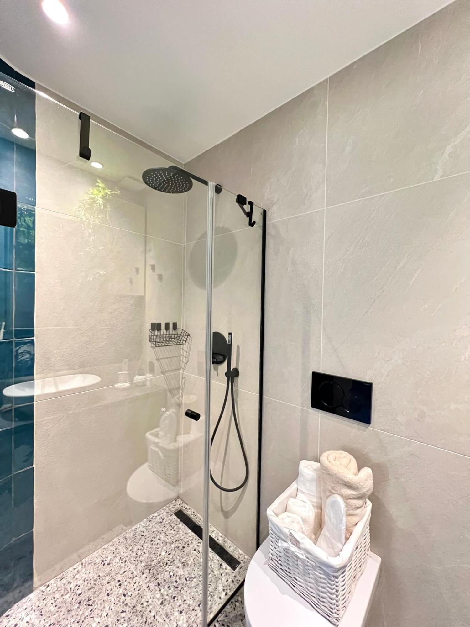 Lavish Residences - Agias Sofias Apartment Thessaloniki