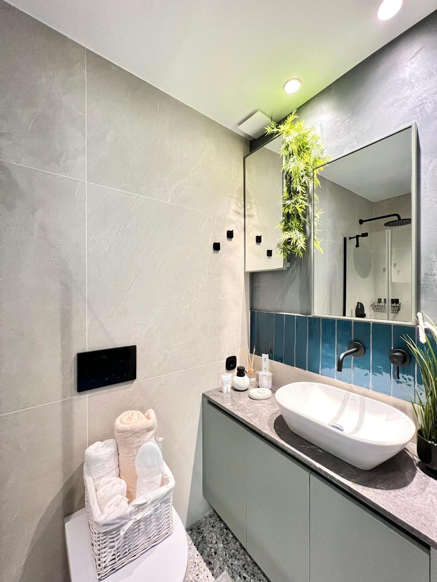 Lavish Residences - Agias Sofias * Thessaloniki