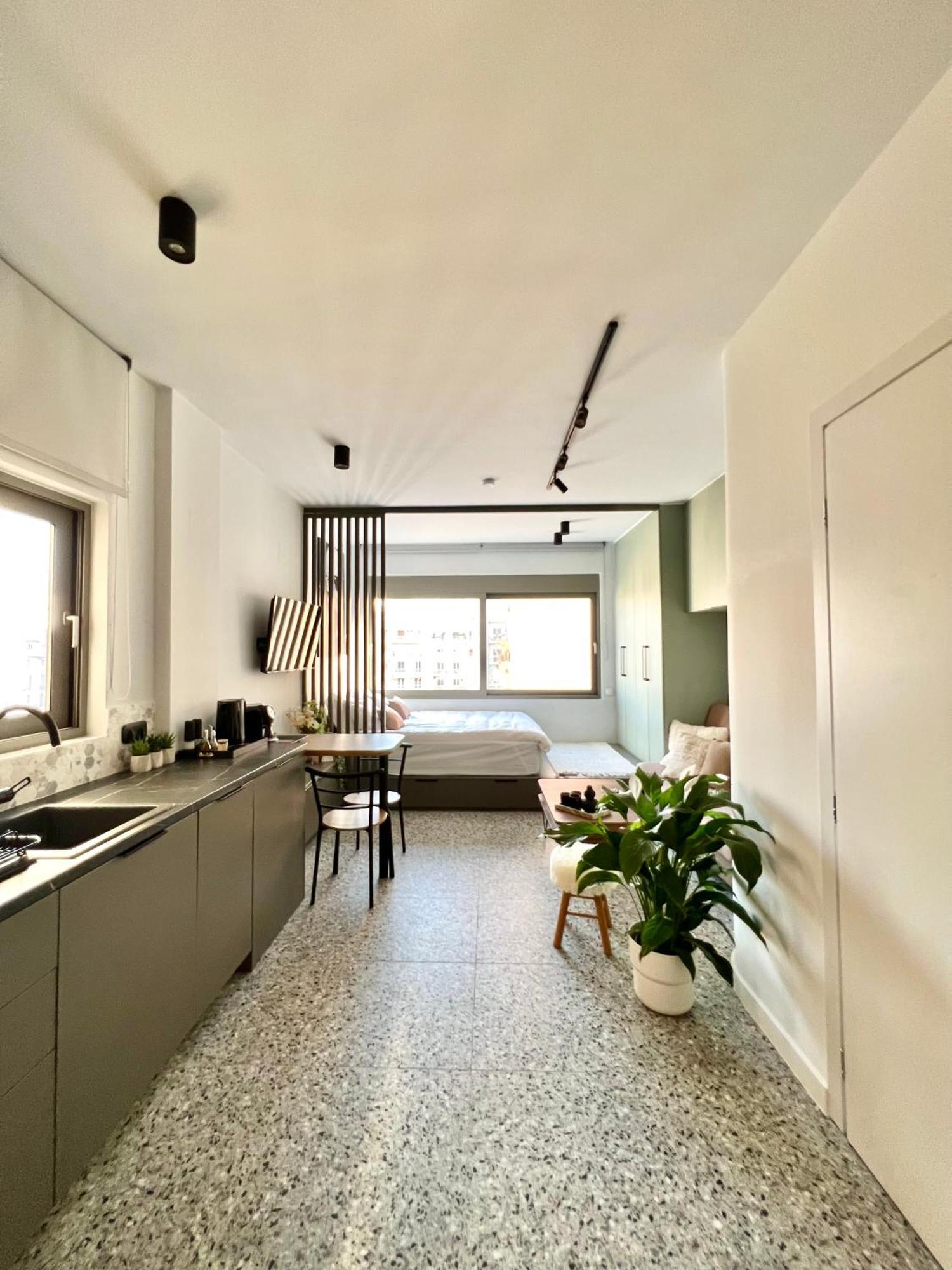 Lavish Residences - Agias Sofias